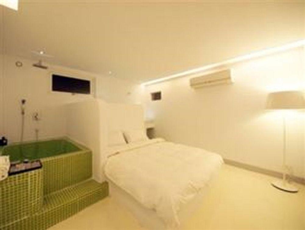 더 하우스 B&B Shanjiao 외부 사진